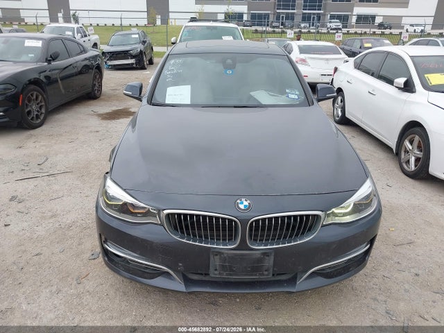 45682892 :رقم المزاد ، WBA8Z9C58JB219957 vin ، 2018 Bmw 330i Gran Turismo Xdrive مزاد بيع