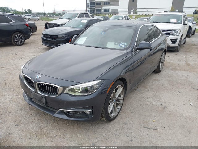 45682892 :رقم المزاد ، WBA8Z9C58JB219957 vin ، 2018 Bmw 330i Gran Turismo Xdrive مزاد بيع