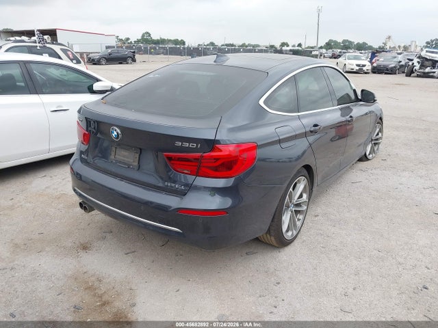 45682892 :رقم المزاد ، WBA8Z9C58JB219957 vin ، 2018 Bmw 330i Gran Turismo Xdrive مزاد بيع