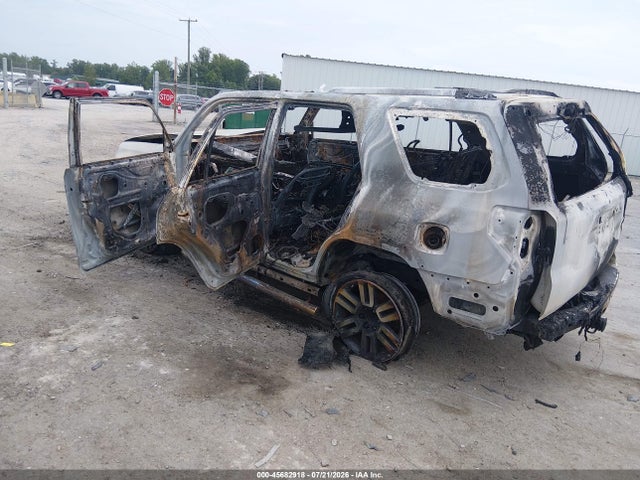 Toyota 4runner Limited 2017 JTEBU5JRXH5415747 Image 3