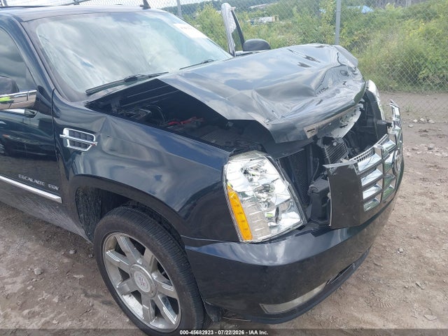 Продаж на аукціоні авто 2012 Cadillac Escalade Esv Luxury, vin: 1GYS4HEF7CR209528, номер лоту: 45682923