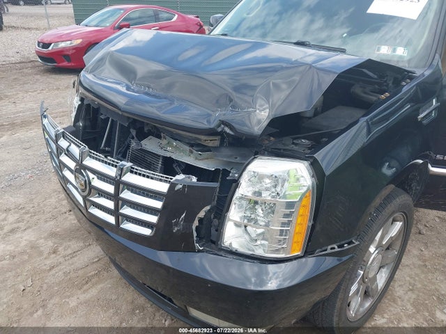 Продаж на аукціоні авто 2012 Cadillac Escalade Esv Luxury, vin: 1GYS4HEF7CR209528, номер лоту: 45682923
