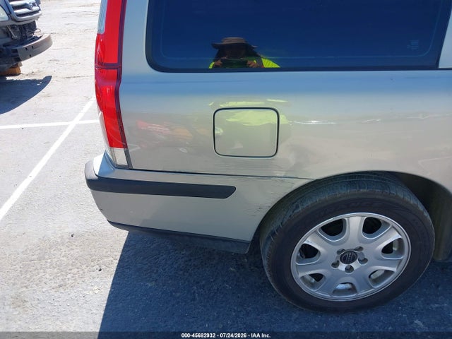 Aukcja sprzedaży 2001 Volvo V70 2.4t, vin: YV1SW58D411014727, numer aukcji: 45682932