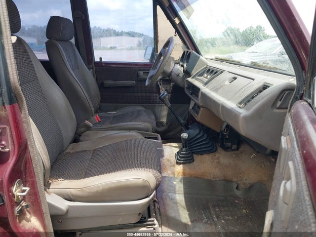 1991 Isuzu Trooper მანქანა იყიდება აუქციონზე, vin: JACCH58R5M7906680, აუქციონის ნომერი: 45682956