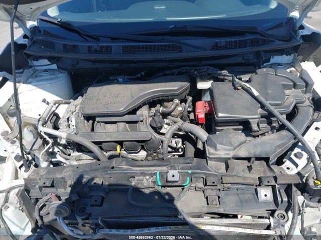 JN1BJ1CP3JW183741 Nissan Rogue Sport S