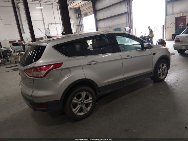 Ford ESCAPE SE 2016 1FMCU9GX0GUB00865 Image 4