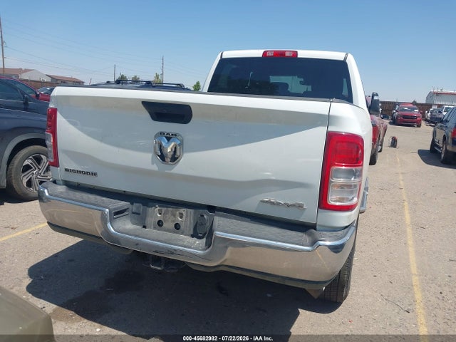 45682982 :رقم المزاد ، 3C6UR5DJ1RG354861 vin ، 2024 Ram 2500 Big Horn  4x4 6'4 Box مزاد بيع