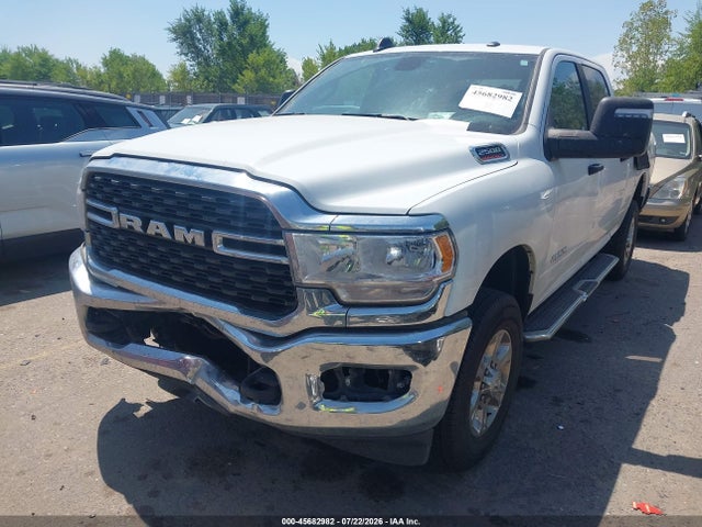 45682982 :رقم المزاد ، 3C6UR5DJ1RG354861 vin ، 2024 Ram 2500 Big Horn  4x4 6'4 Box مزاد بيع