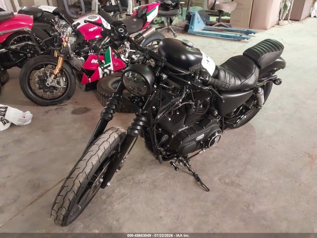Harley-Davidson Xl883 Iron 883 2016 1HD4LE210GC441453 Image 2
