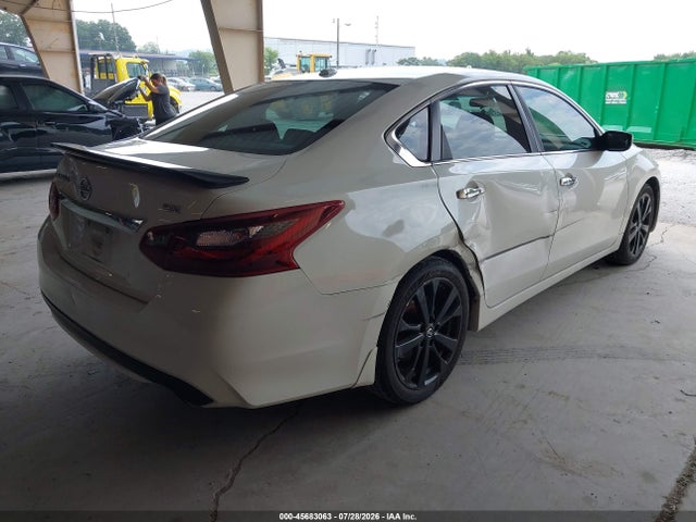 Продаж на аукціоні авто 2018 Nissan Altima 2.5 Sr, vin: 1N4AL3AP1JC186713, номер лоту: 45683063