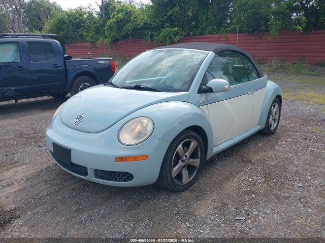 2010 Volkswagen New Beetle 2.5l Final Edition მანქანა იყიდება აუქციონზე, vin: 3VWRG3ALXAM011063, აუქციონის ნომერი: 45683066