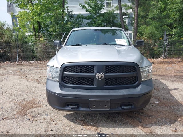 45683089 :رقم المزاد ، 3C6JR7DG5HG675383 vin ، 2017 Ram 1500 مزاد بيع