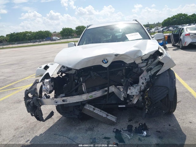 45683102 :رقم المزاد ، 5UXWX9C56E0D28520 vin ، 2014 Bmw X3 Xdrive28i مزاد بيع
