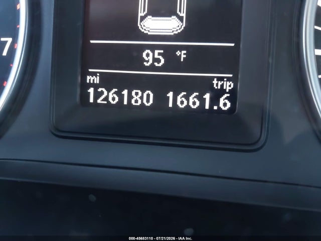 WVGAV7AX8GW039268 Volkswagen Tiguan R-line