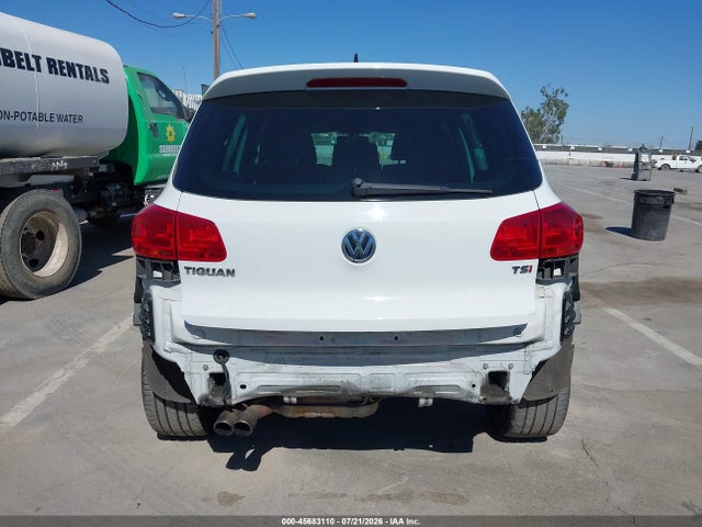 WVGAV7AX8GW039268 Volkswagen Tiguan R-line