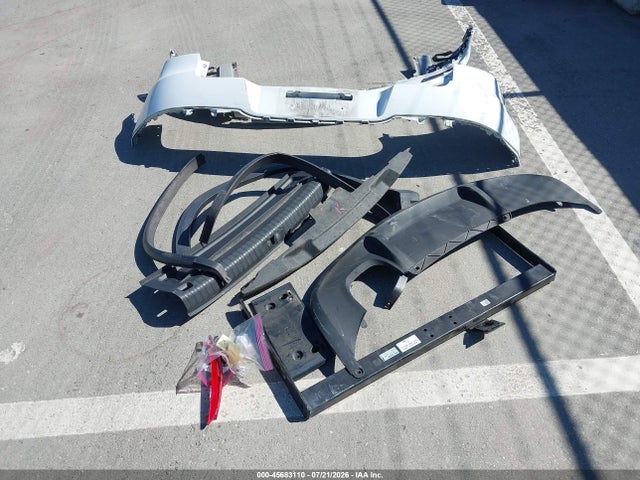 WVGAV7AX8GW039268 Volkswagen Tiguan R-line