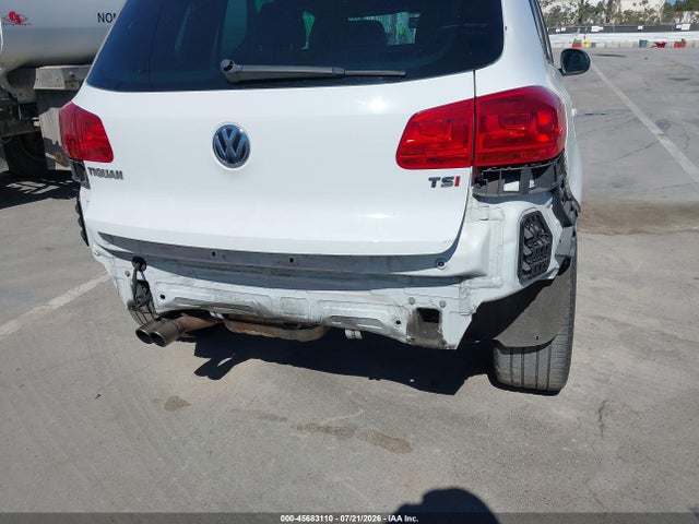 WVGAV7AX8GW039268 Volkswagen Tiguan R-line