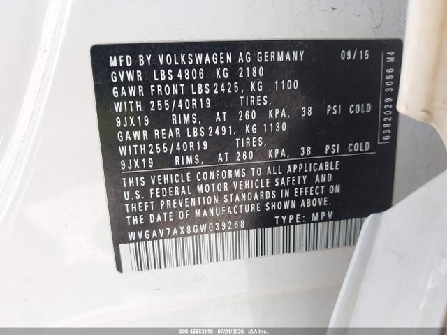 WVGAV7AX8GW039268 Volkswagen Tiguan R-line