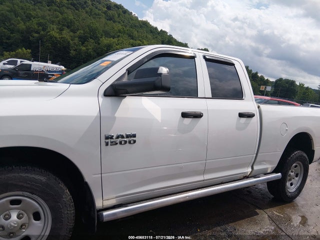 45683118 :رقم المزاد ، 1C6RR7FG5FS776641 vin ، 2015 Ram 1500 Tradesman مزاد بيع
