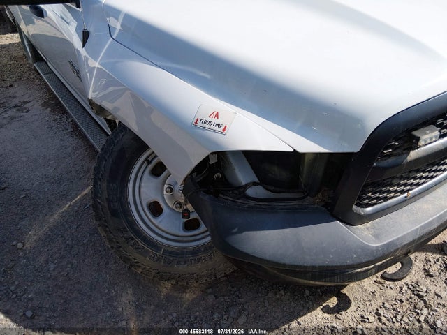 45683118 :رقم المزاد ، 1C6RR7FG5FS776641 vin ، 2015 Ram 1500 Tradesman مزاد بيع