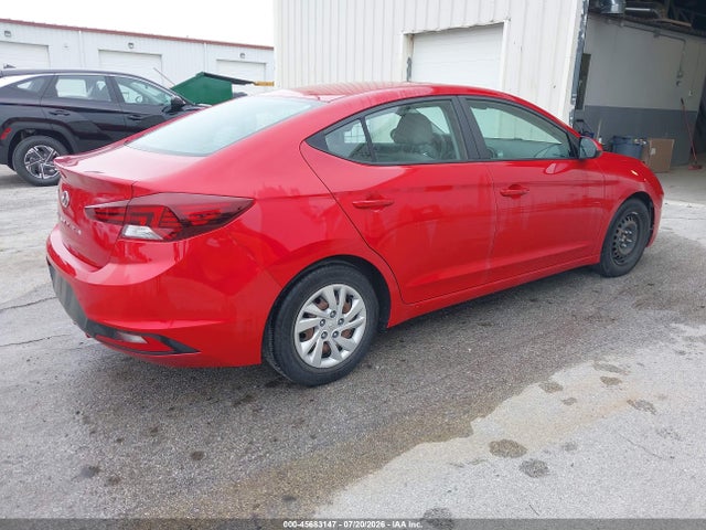 Продажа на аукционе авто 2020 Hyundai Elantra Se, vin: 5NPD74LF9LH617988, номер лота: 45683147