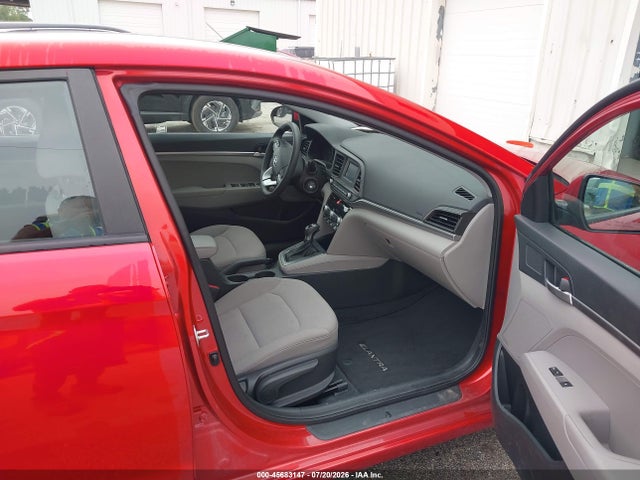 Продажа на аукционе авто 2020 Hyundai Elantra Se, vin: 5NPD74LF9LH617988, номер лота: 45683147
