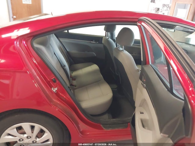 Продажа на аукционе авто 2020 Hyundai Elantra Se, vin: 5NPD74LF9LH617988, номер лота: 45683147