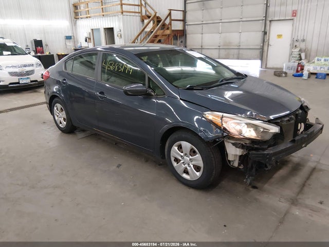 Продажа на аукционе авто 2016 Kia Forte Lx, vin: KNAFK4A65G5475538, номер лота: 45683194