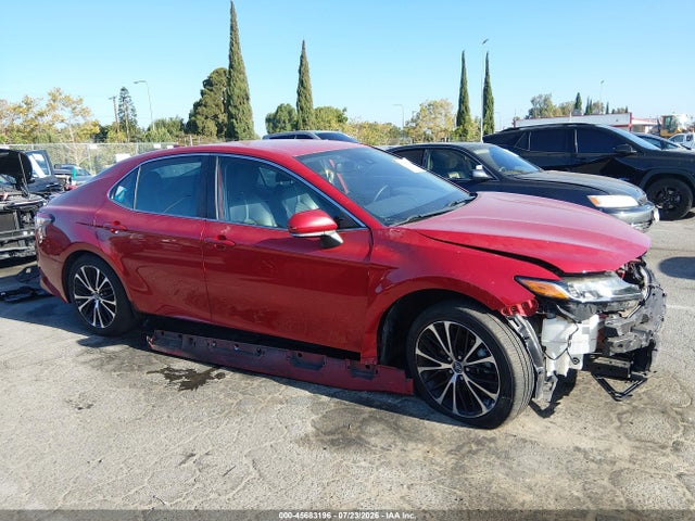 45683196 :رقم المزاد ، 4T1B11HK8KU193216 vin ، 2019 Toyota Camry Se مزاد بيع