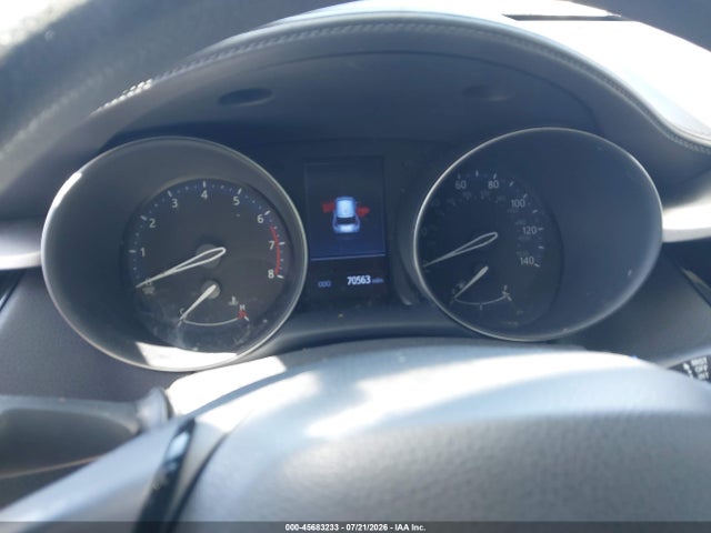 JTNKHMBX4L1084675 Toyota C-HR LE