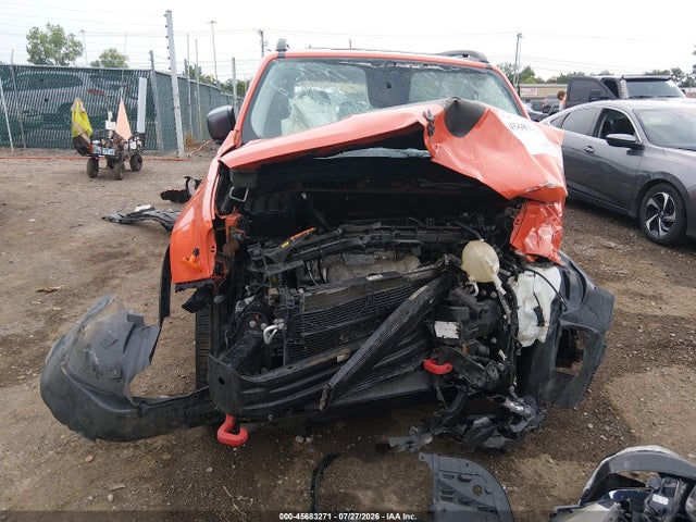 45683271 :رقم المزاد ، ZACCJBCT5GPD24593 vin ، 2016 Jeep Renegade Trailhawk مزاد بيع