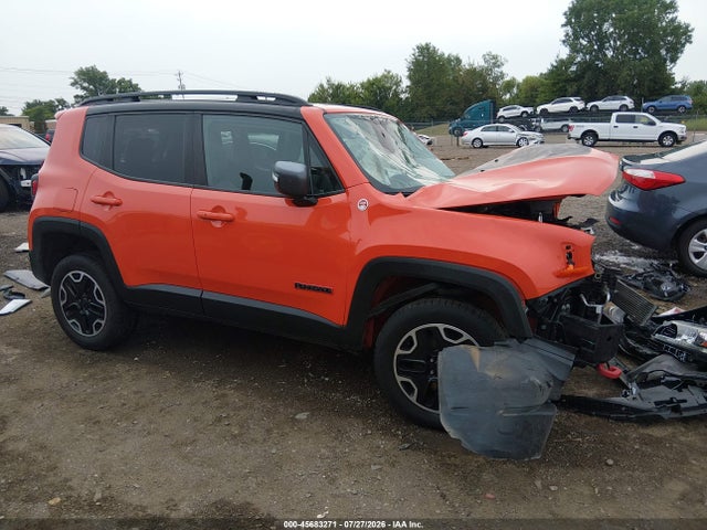 45683271 :رقم المزاد ، ZACCJBCT5GPD24593 vin ، 2016 Jeep Renegade Trailhawk مزاد بيع