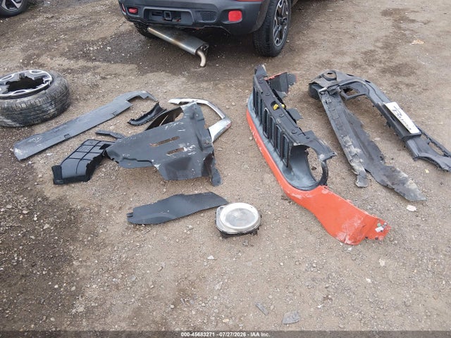 45683271 :رقم المزاد ، ZACCJBCT5GPD24593 vin ، 2016 Jeep Renegade Trailhawk مزاد بيع