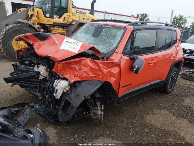 45683271 :رقم المزاد ، ZACCJBCT5GPD24593 vin ، 2016 Jeep Renegade Trailhawk مزاد بيع