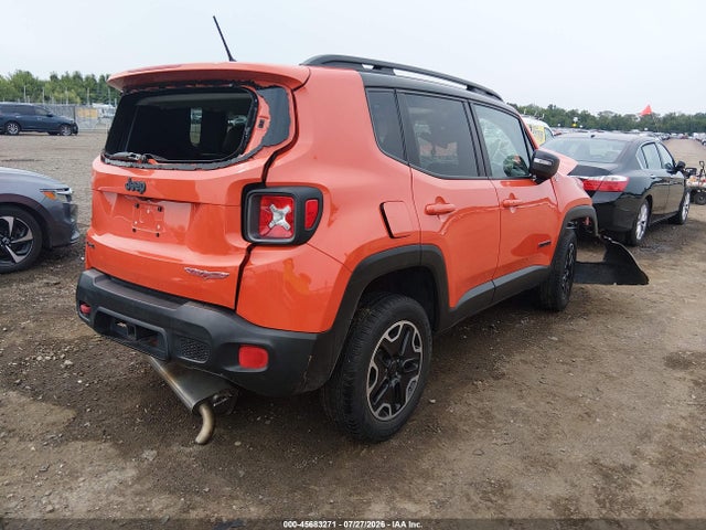 45683271 :رقم المزاد ، ZACCJBCT5GPD24593 vin ، 2016 Jeep Renegade Trailhawk مزاد بيع