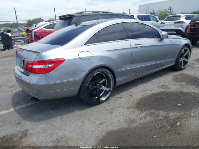 Продажа на аукционе авто 2012 Mercedes-benz E 350, vin: WDDKJ5KB4CF142344, номер лота: 45683311