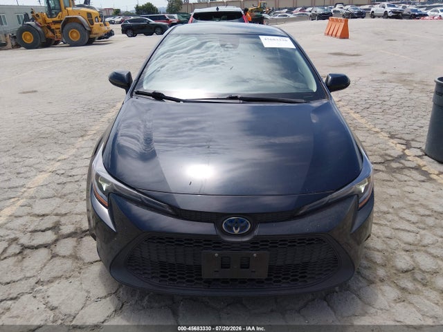 JTDEAMDE8NJ044068 Toyota Corolla Hybrid Le