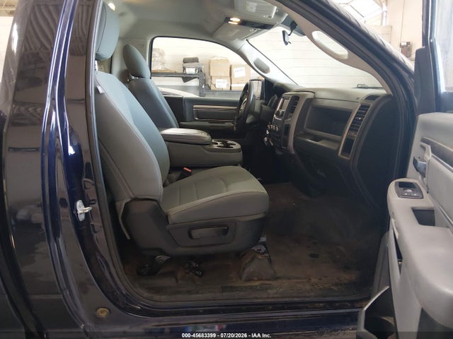 3C6JR6DG8KG503897 RAM 1500 Classic Tradesman 4x2 8&#039; Box