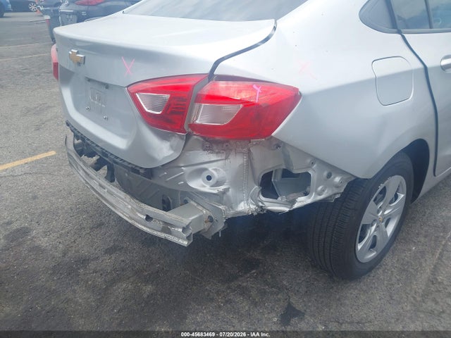 Chevrolet Cruze Ls Auto 2017 1G1BC5SM6H7218923 Image 6