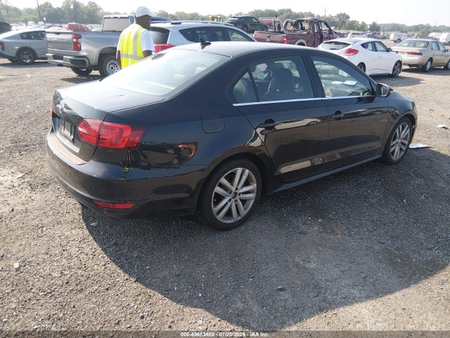 45683488 :رقم المزاد ، 3VW4A7AJ2CM367785 vin ، 2012 Volkswagen Jetta Gli مزاد بيع