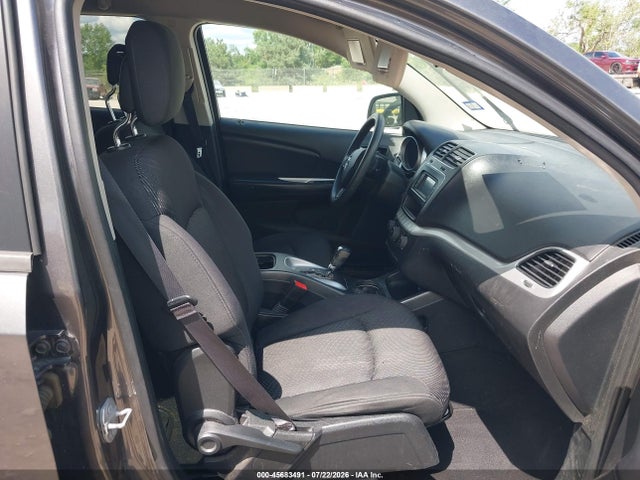 45683491 :رقم المزاد ، 3C4PDCBG2FT586999 vin ، 2015 Dodge Journey Sxt مزاد بيع