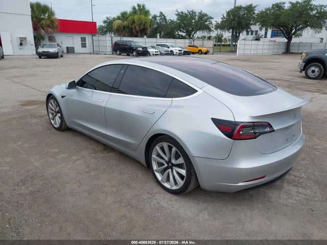 Tesla Model 3 Long Range/mid Range 2018 5YJ3E1EA6JF048448 Image 3