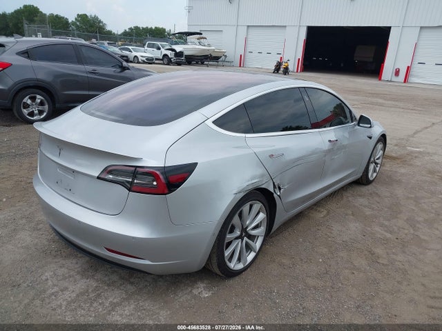 Tesla Model 3 Long Range/mid Range 2018 5YJ3E1EA6JF048448 Image 4
