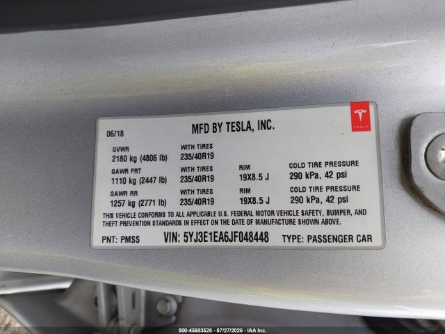 Tesla Model 3 Long Range/mid Range 2018 5YJ3E1EA6JF048448 Image 9