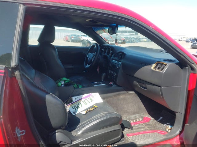 45683532 :رقم المزاد ، 2B3CJ4DG5BH561688 vin ، 2011 Dodge Challenger مزاد بيع