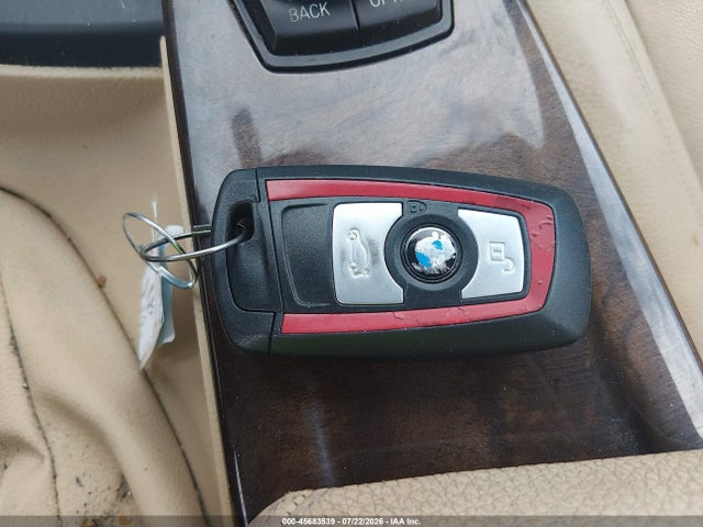 2015 Bmw 328i Xdrive მანქანა იყიდება აუქციონზე, vin: WBA3B3C56FJ984514, აუქციონის ნომერი: 45683539