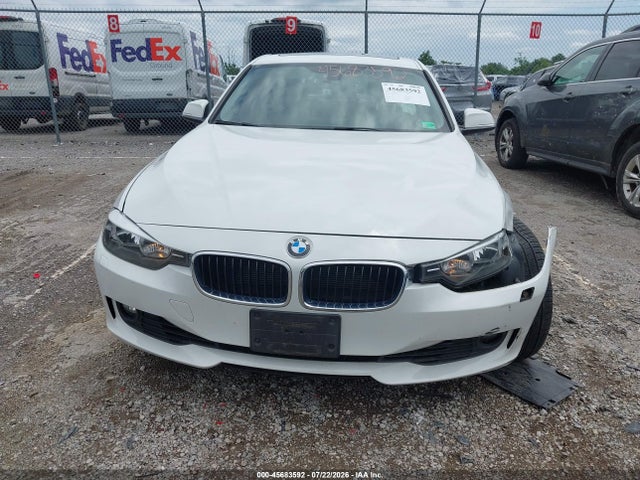 Продажа на аукционе авто 2015 Bmw 328i Xdrive, vin: WBA3B3G50FNT68553, номер лота: 45683592