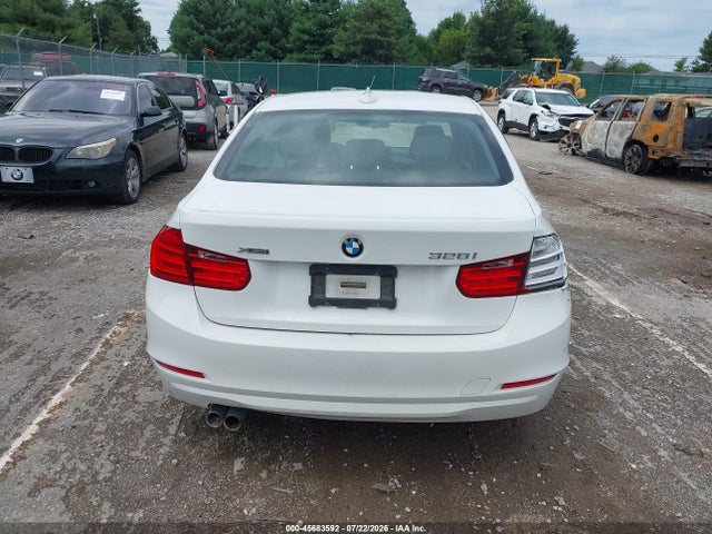 Продажа на аукционе авто 2015 Bmw 328i Xdrive, vin: WBA3B3G50FNT68553, номер лота: 45683592
