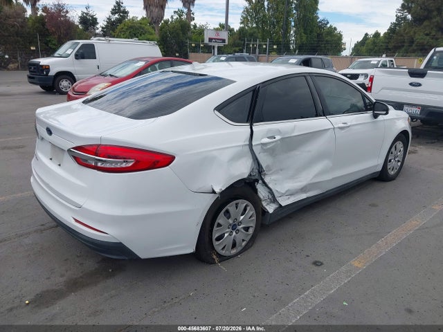 Ford FUSION S 2020 3FA6P0G76LR112806 Image 4
