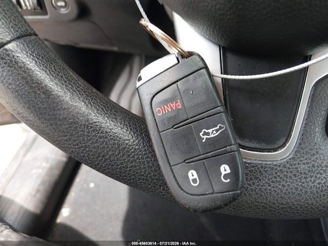 45683614 :رقم المزاد ، 1C3CCCAB8FN760148 vin ، 2015 Chrysler 200 Limited مزاد بيع